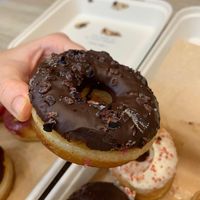 Donut chocolate negro (2,55€) at Areca Bakery in Barcelona