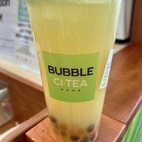 White peach 🍑 tea with rainbow 🌈 bubbles  at Bubble CiTea in Aberdeen