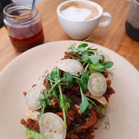 Tostado vegano & Cappuccino with really good froth made of almond milk at Yegolé Termopolio in Oaxaca