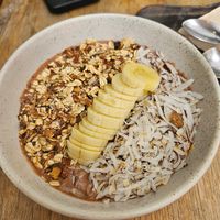 Cocoa bowl at Mesa Salvaje in Bogota