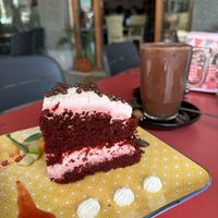 Red velvet cake & oat milk iced chocolate   at Cafe Macondo in Mallorca