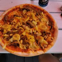 Vegan Söt pizza at Torino Pizzeria in Gaevle