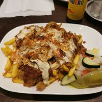 "Vegan kebab med strips", commonly known as "kebabtallrik" or "kebab plate" I guess at Torino Pizzeria in Gaevle