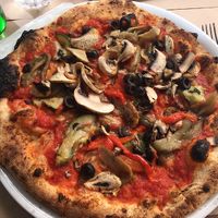 Vegan pizza  at Pizzeria Pepe Verde in Ericeira
