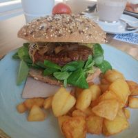 Burguer de remolacha y quinoa at Panorama in Barcelona