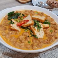 Penang curry with crispy tofu at Khun Churn in White in Bangkok