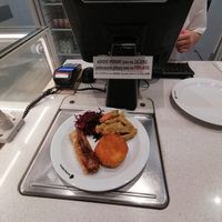 Weigh, pay and enjoy 😊 at Loving Hut - OC Nový Smíchov in Prague