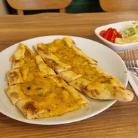 Patatesli peynirli pide at Vegan Masa in Istanbul