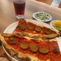 Sucuk ve Sebzeli Pide (Sujuk & Vegetables Pide)
+
Reyhan Şerbeti (Basil Iced Tea) at Vegan Masa in Istanbul