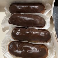 Chocolate eclairs / eclairs au chocolat   at Cloud Cakes -  Notre Dame de Lorette in Paris