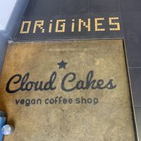 Welcome   at Cloud Cakes -  Notre Dame de Lorette in Paris