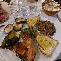 Piatto unico vegano at Duchi in Spoleto