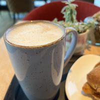 Coffee with oatmilk   at Junge Die Bäckerei - Poßmoorweg in Hamburg