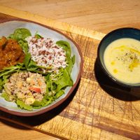 Soupe, salade et plat du jour | 100 % vegan at Pain Brut in Montpellier