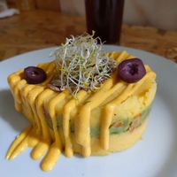 Causa vegetariana. Uno de los mejores platos de la gastronomía peruana en versión veggi. Muy rico at Añalaw in Lima