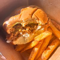 Pulled Pork at Paranormal Pizza in Bethlehem