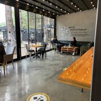 Indoor 1st floor seating  at Coffeetainer in Antalya