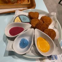 Nuggets and dips  at 2foods - Ginza Loft in Tokyo