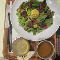 "caesar salad" with burger patties  at 2foods - Ginza Loft in Tokyo