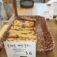 oreo biscotti at Bon Dee in Seoul