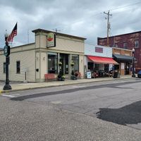 Store front at The Cheeze Factory Restaurant in Baraboo