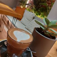 Chai with soymilk at Zenith Brunch & Cocktails in Madrid