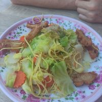 'chicken'(soy) noodles at Tukta in Koh Tao