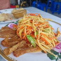 Mango salad at Tukta in Koh Tao