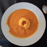 Salmorejo con helado de mandarina at Cocina Típica La Extremeña in Merida