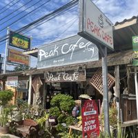 Looks very cosy on the outside. Located right at the Lazy Lodge. Great accommodations at the beach. I  at Peak Cafe in Koh Lanta