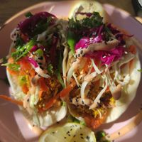 Super delicious vegan tacos 🌮 at Eduardos Hideaway in Noord