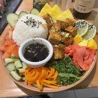 Vegan tofu poke bowl  at Eduardos Hideaway in Noord