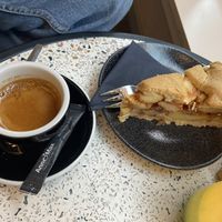 Espresso and apple pie: nice  at Anne&Max in Apeldoorn