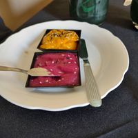 Free entree accompanied by bread at TANTRA in Salta