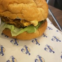 Burger  at Jimmy's Street Food in Paris