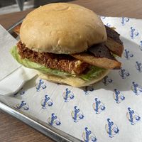 Cheezy burger  at Jimmy's Street Food in Paris
