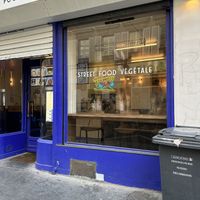 Outside  at Jimmy's Street Food in Paris