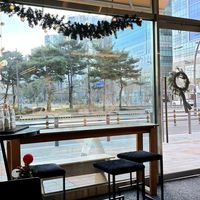 Interior of location - view towards park at I am Lion - Welcome Back! in Seoul