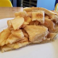apple pie at Dulce Vegan Bakery and Cafe in Atlanta