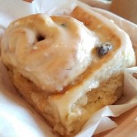 cinnamon roll at Dulce Vegan Bakery and Cafe in Atlanta