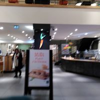 Inside of restaurant (Dec 2021) at Exki - Saint-Lazare in Paris