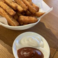 Sweet potato friess at Chīsù De - Veggie Table in Beijing