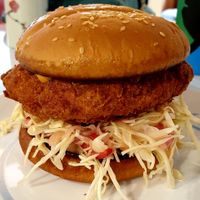 chickun sandwich at Vivi's Veggie in Seoul