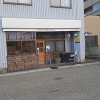 Outside at Panda Pool Muffin in Gifu