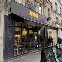 The café from the outside (Dec 2021) at Joyeux in Paris