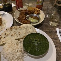 Onion bhaji and my curry😄 at Nu Delhi in Canggu