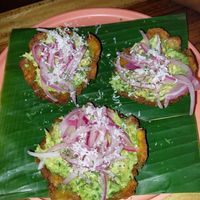 Patacones/ tostados at Jungle SV in El Tunco