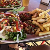 Veganer Burger  at The Madalena do Mar Tavern in Madalena Do Mar