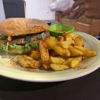 Garbanzo burger  at El Opuesto de Salento in Salento