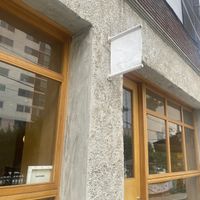 Entrance- easy to miss   at base is nice in Seoul